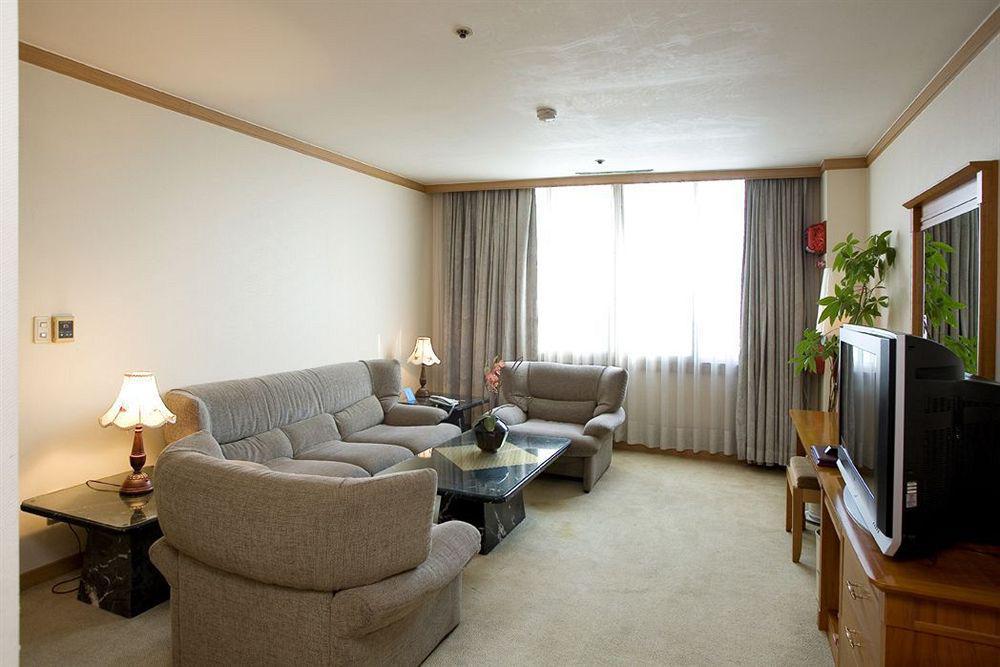 Hotel Miranda Ичхон Экстерьер фото